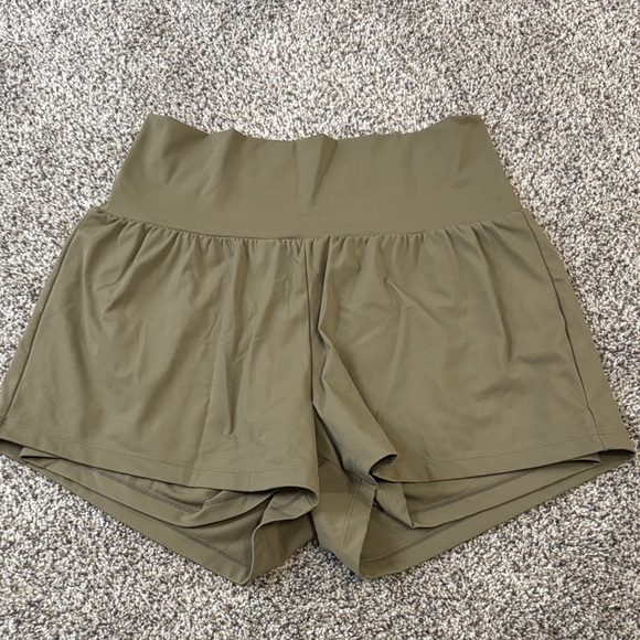 HALARA High Waist Olive Shorts - Picture 1 of 2